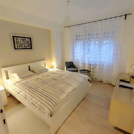 Tasmajdan City Break Belgrado Exterior foto